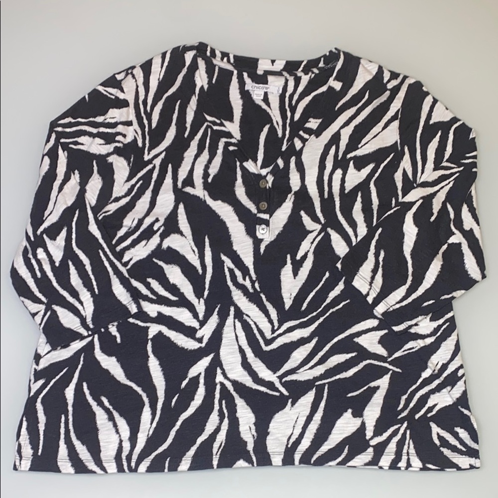 Chico's Zebra Henley cotton 3/4 sleeve Top sz3